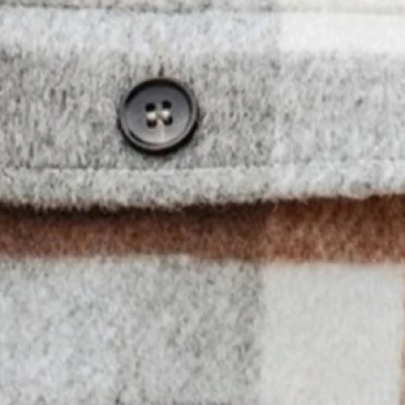 New Thick woolen plaid flannel button down  jacket - Picture 5 of 6